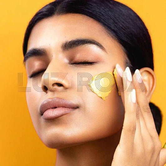 Turmeric and Vitamin C Face Mask